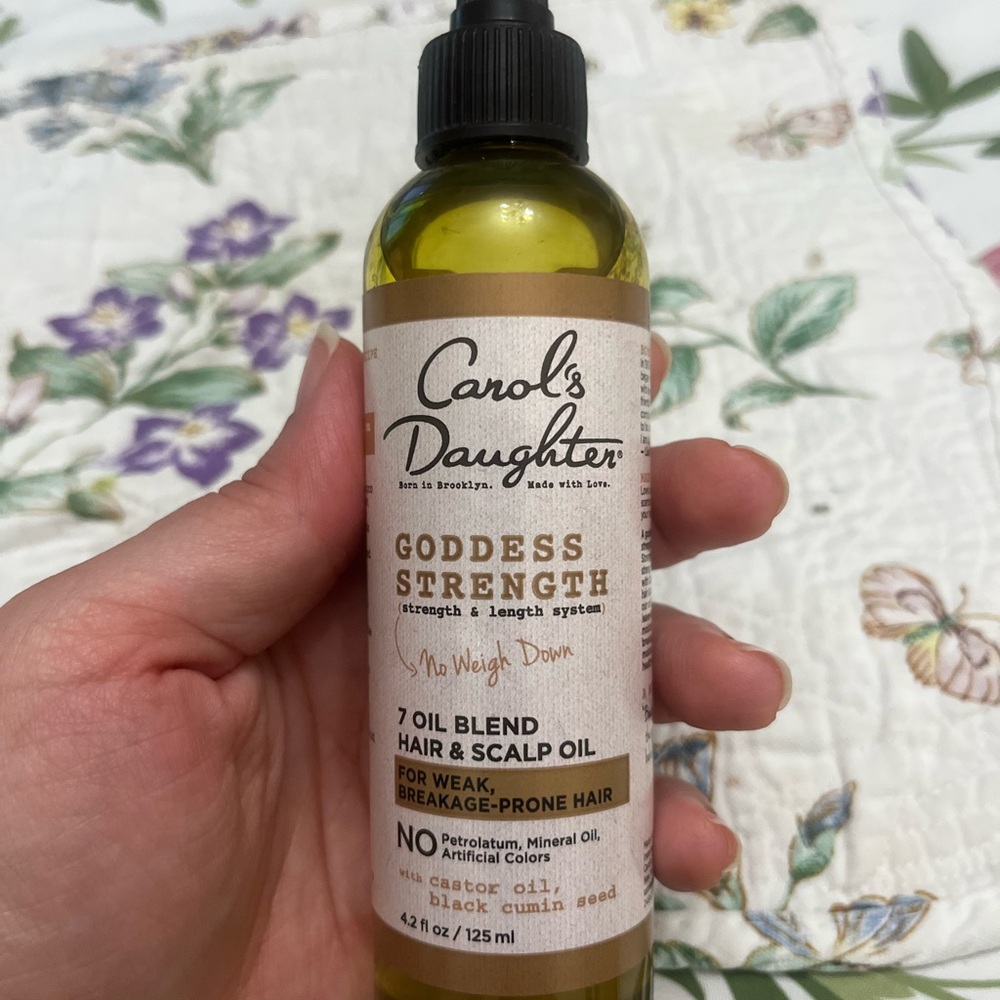 Carol's Daughter Hair & Scalp Oil